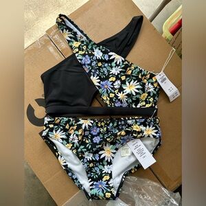 Abercrombie Kids Floral Black 2 Piece Swimsuit